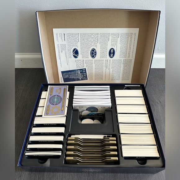 Who wants to be a millionaire board game - only used once, like new condition - Picture 2 of 2